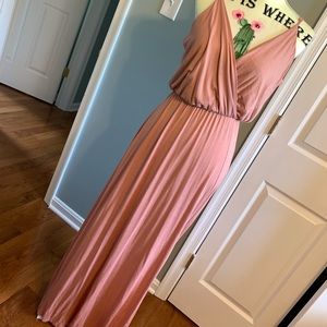 BRAND NEW Peach Maxi Dress 💕